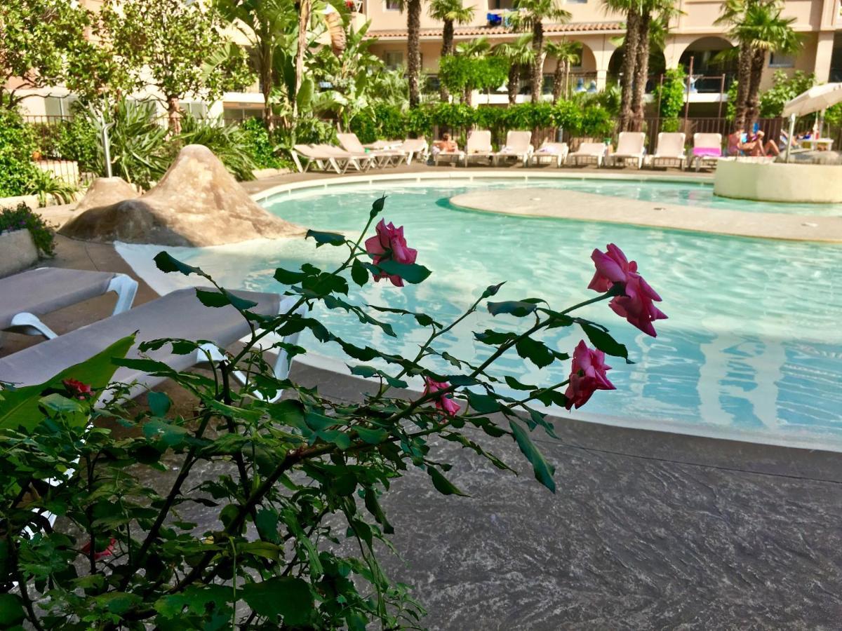 Myhome Riviera - Cannes Sea View Apartment Rentals ภายนอก รูปภาพ